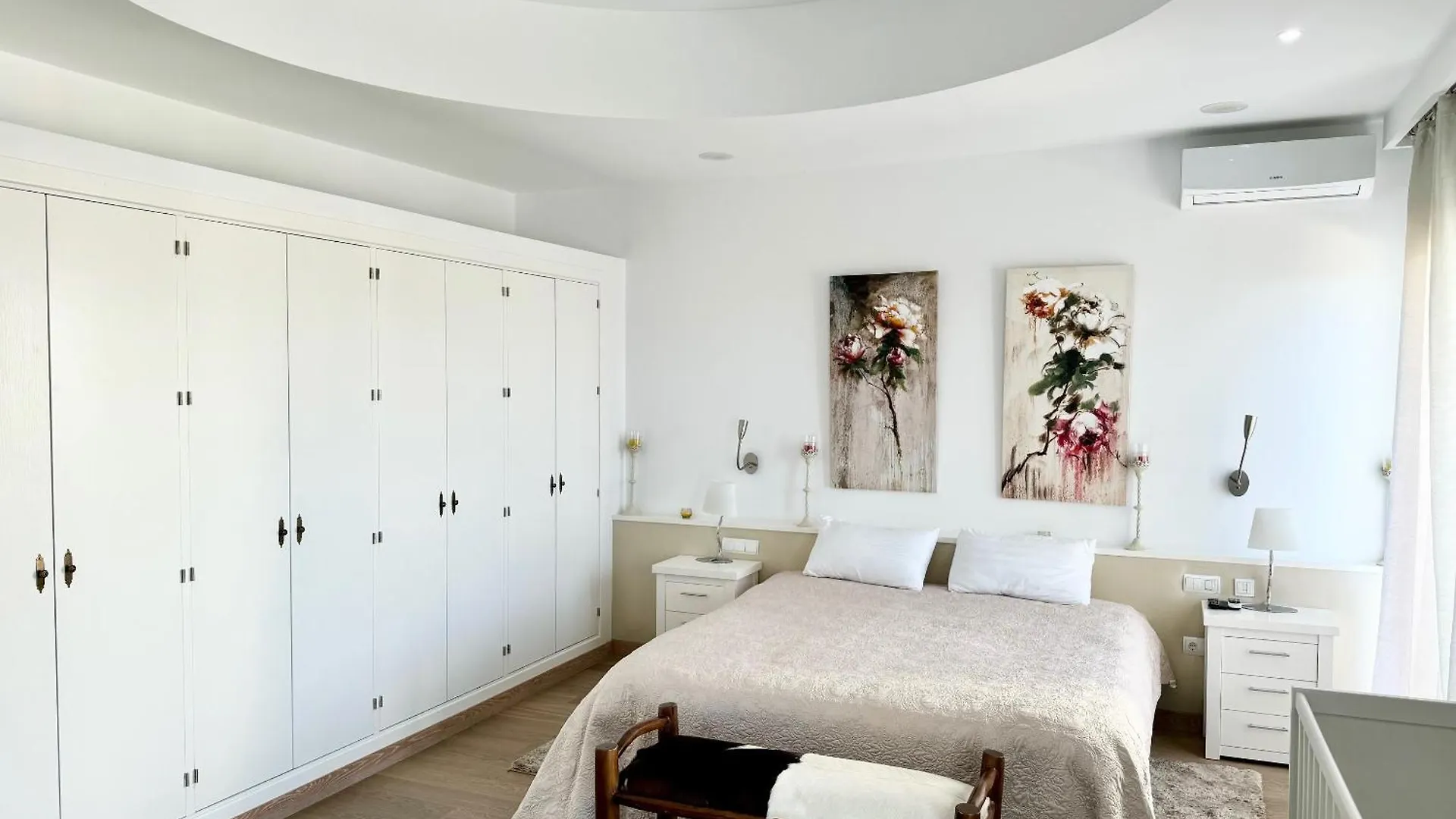 Hermosa Villa En Marbella,100 M Playa, Vistas Al Mar, Piscina Privada