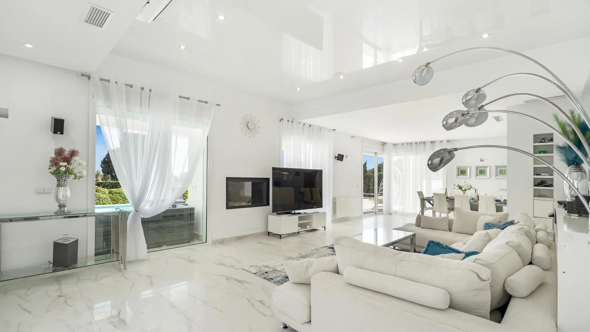 Hermosa Villa En Marbella,100 M Playa, Vistas Al Mar, Piscina Privada 0*, Marbella