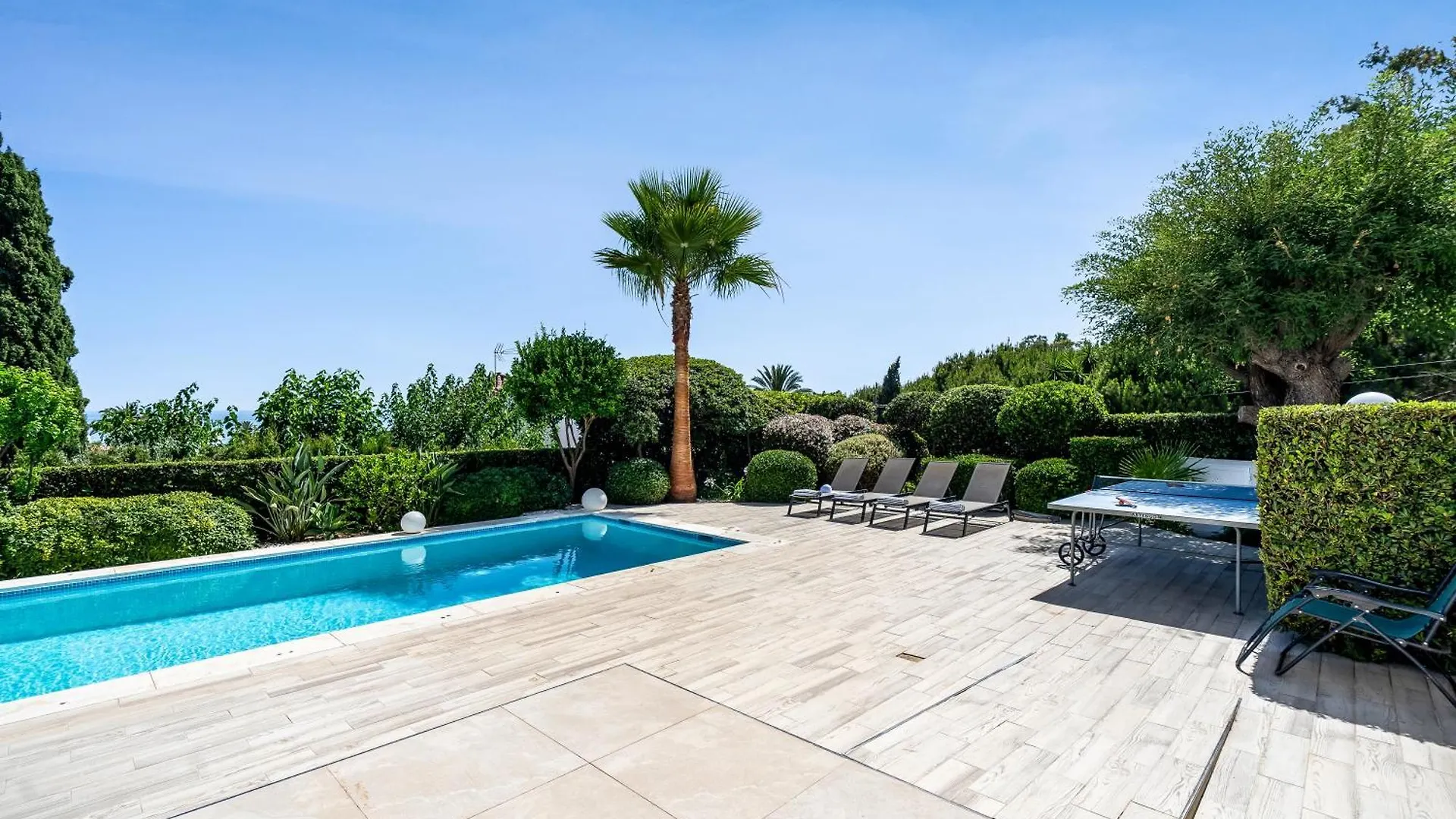 Hermosa Villa En Marbella,100 M Playa, Vistas Al Mar, Piscina Privada 0*, Marbella