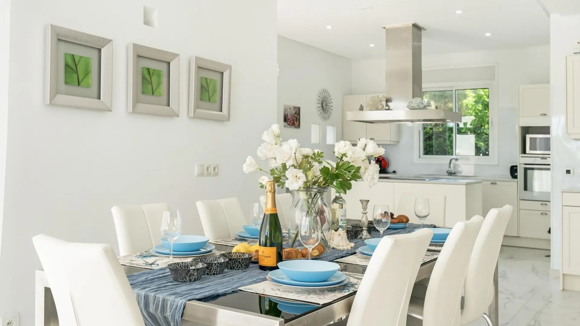 Hermosa Villa En Marbella,100 M Playa, Vistas Al Mar, Piscina Privada 0*, Marbella